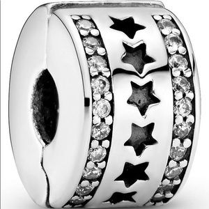 Pandora Clip